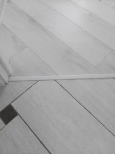 Порог одноуровневый ЛС 10.2700.24031 Дуб старинный светлый