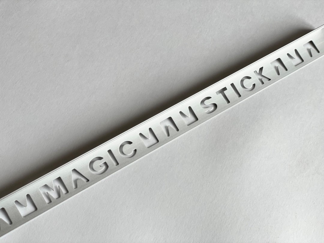 Профиль окантовочный Волшебная палочка MSPK 01.2700.01L 10мм 2,7м Серебро Люкс